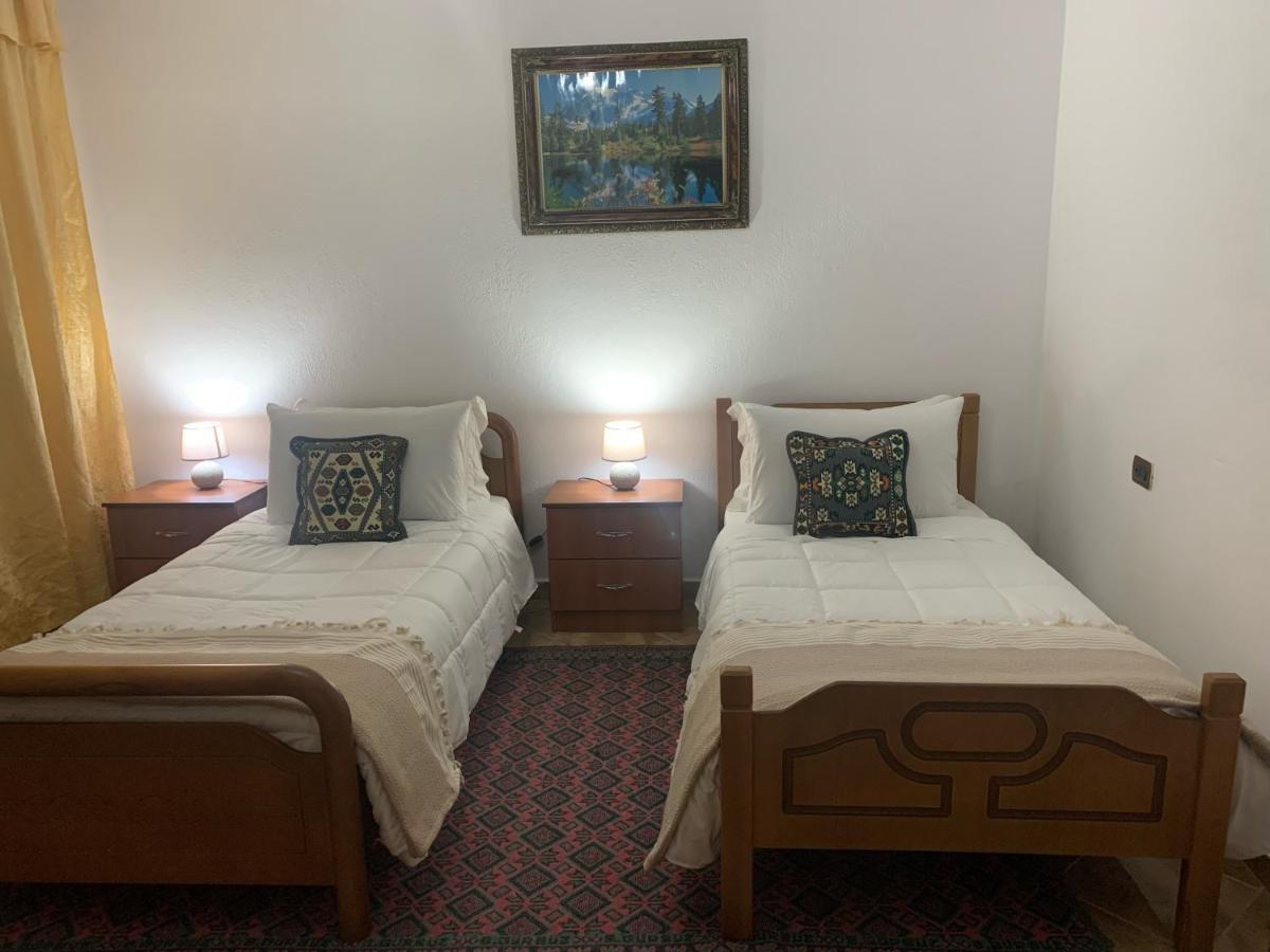 Vila Demaj! Free Parking Berat Exterior photo